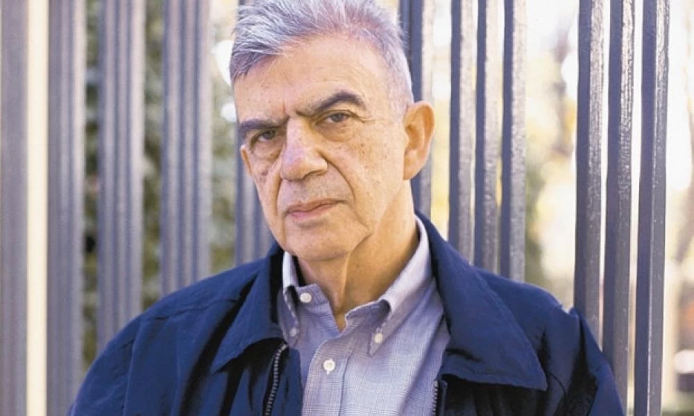 Κουμανταρέας: "Στα μαλακά" οι δύο Ρουμάνοι φονιάδες του συγγραφέα